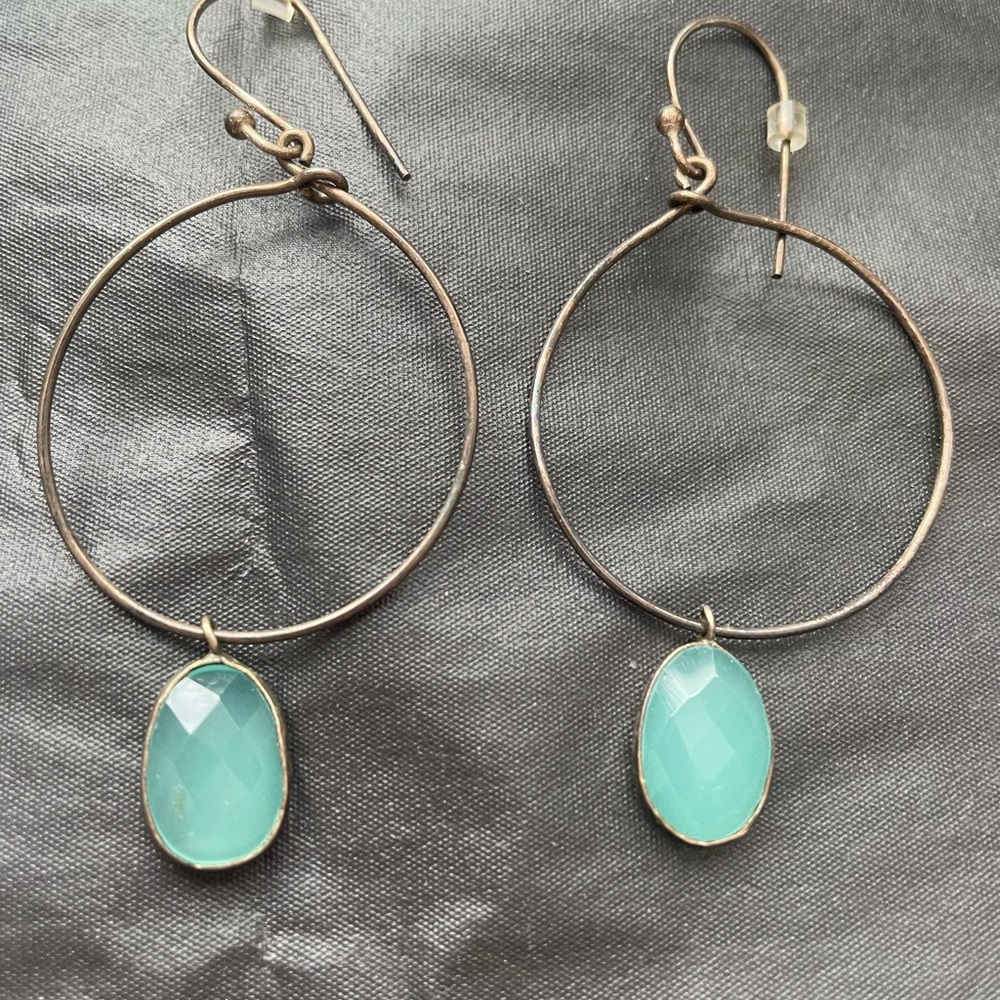 Elegant Gold Hoop Earrings with Aqua Gemstone